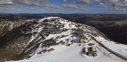 Mt Hotham - VIC T (PBH4 00 9554)